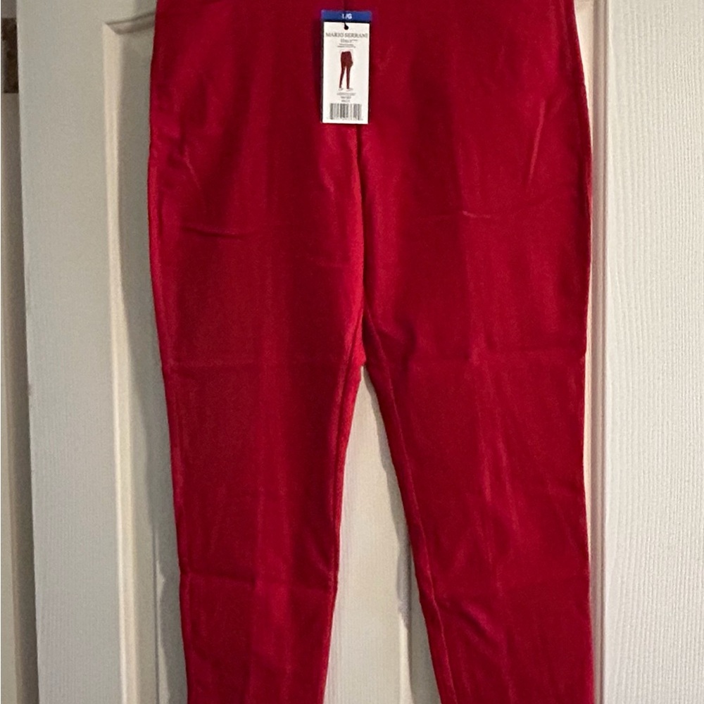 Woman’s Red Mario Serrani Cropped Pants